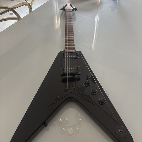 Epiphone gibson flying v - by,